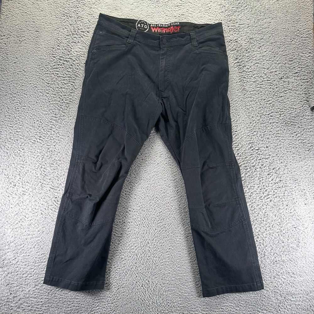 Wrangler ATG Pant Mens 40x30 Black Cotton Khakis Straight Leg Utility Workwear